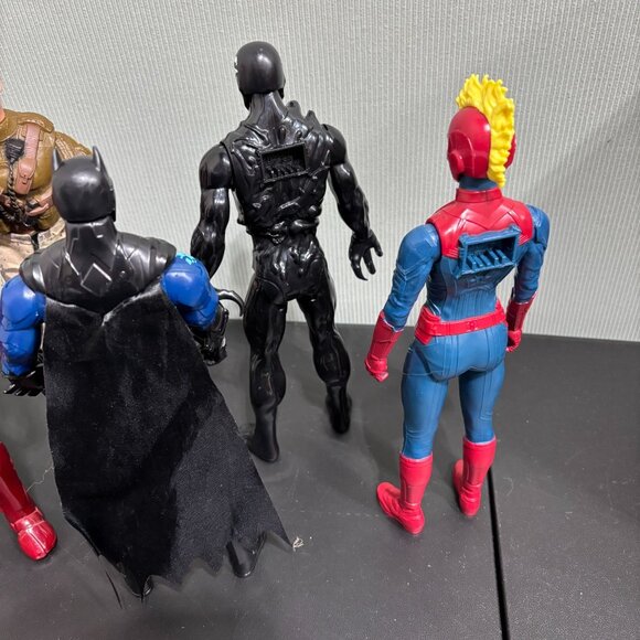 7pc12" Marvel / DC Superhero Lot Iron Man Captain A, Batman, Venom, Batgirl - Picture 8 of 11